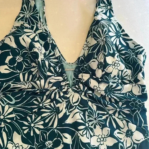 Adore me - Picture 3 of 5